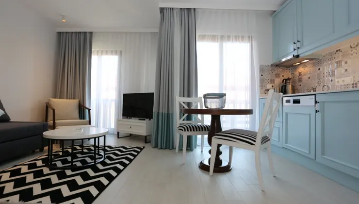 Pinehill Suite 407
