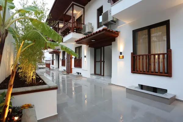 Alp Suites Pinehill photo 1