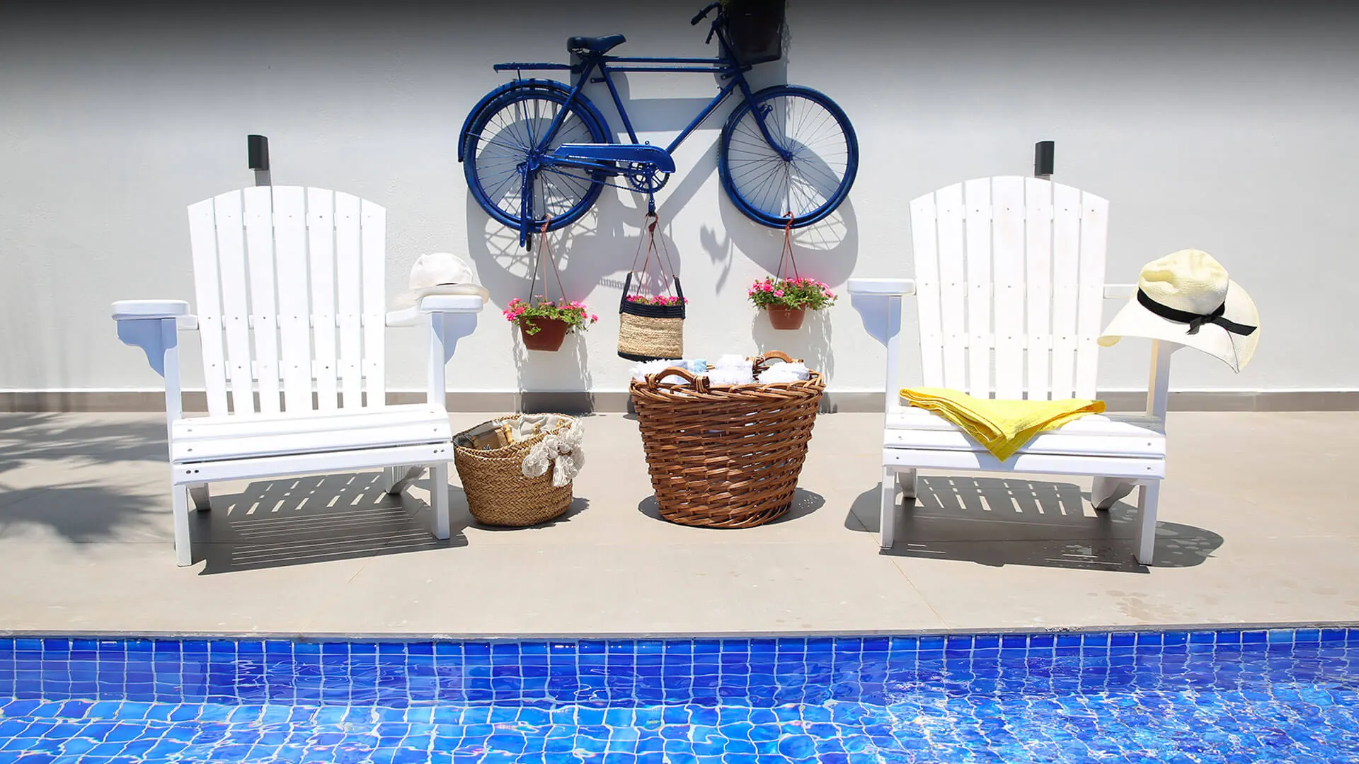 Alp Suites Akyaka havuz kenarı